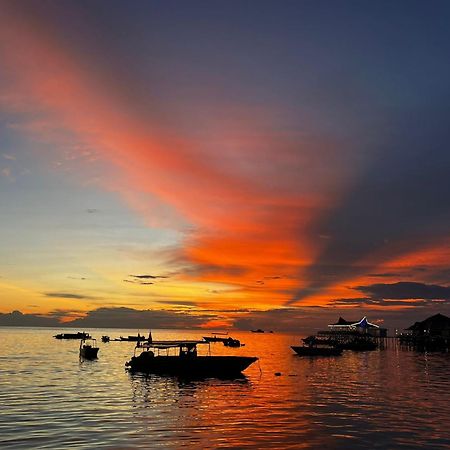 Apartamento Mabul Backpackers Mabul Island Exterior foto